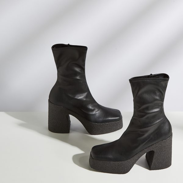 STELLA MCCARTNEY_115 black faux leather platform ankle boots_£545