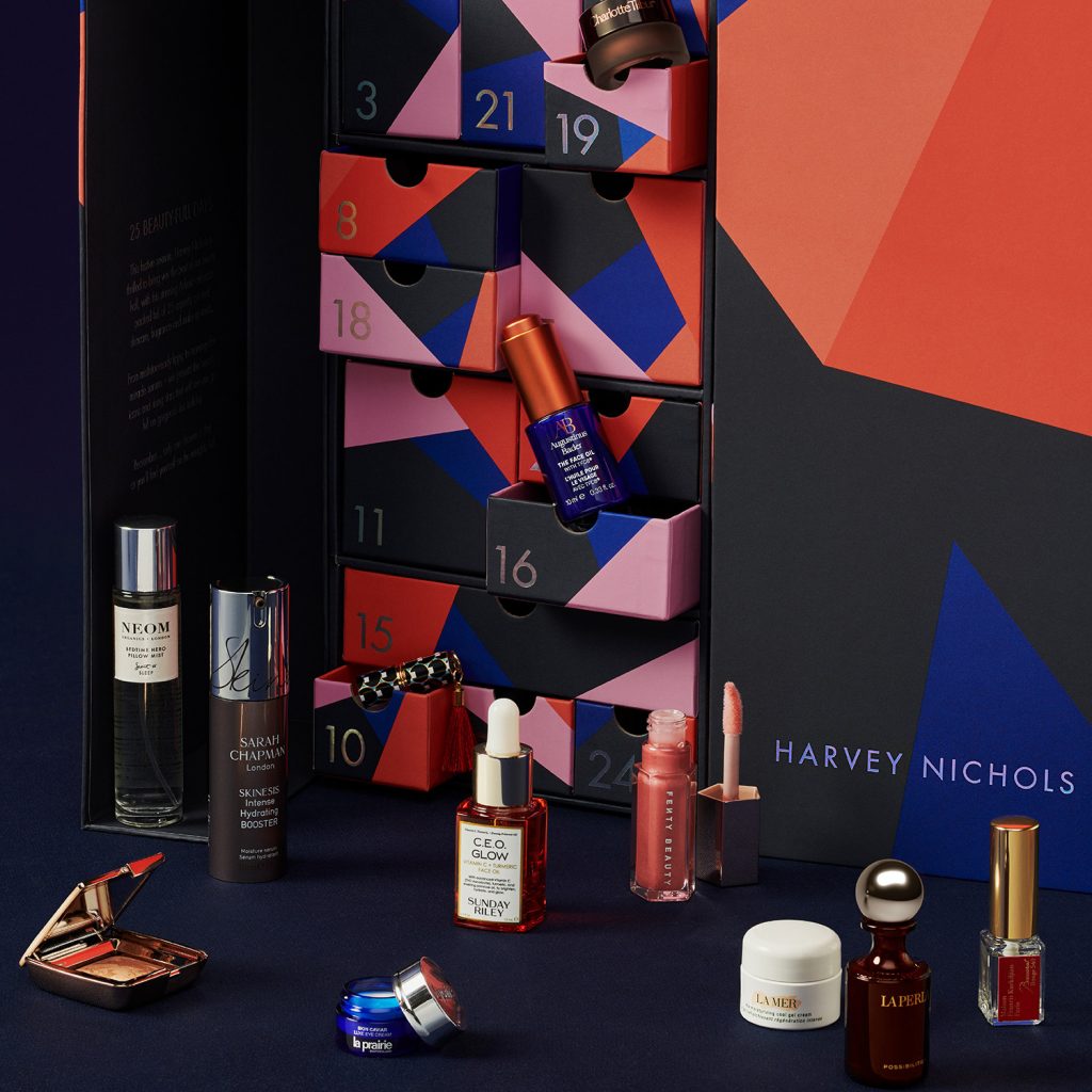 HARVEY NICHOLS 2022 BEAUTY ADVENT CALENDAR Multrees Walk